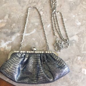 Night out clutch, comes with short and long chain
